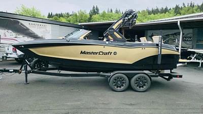 BOATZON | 2024 MasterCraft X22