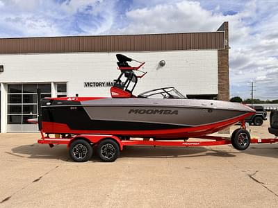BOATZON | 2024 Moomba Mojo