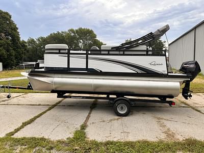 BOATZON | 2024 Qwest Pontoons Qwest E816 Lanai L