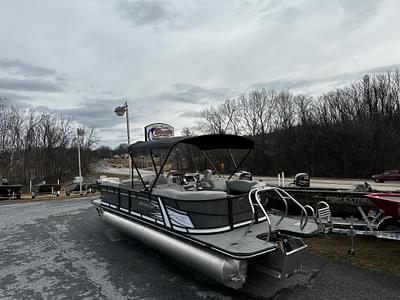 BOATZON | 2024 Starcraft SLS 3