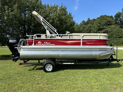 BOATZON | 2024 Sun Tracker PARTY BARGE 18 DLX BOATZON | 2024 Sun Tracker PARTY BARGE 18 DLX