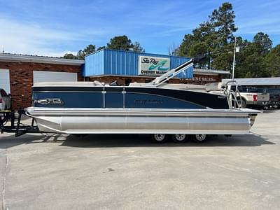 BOATZON | 2025 Avalon Catalina Cruise Rear Bench