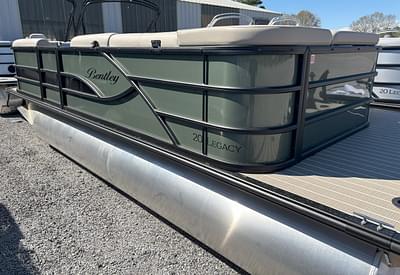 BOATZON | 2025 Bentley Pontoons Legacy 200 Cruise