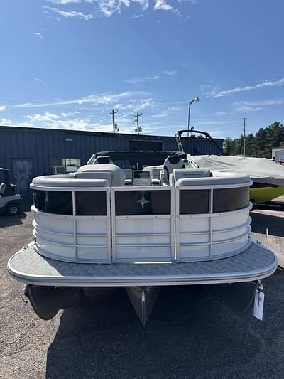 BOATZON | 2025 Berkshire Pontoons 20GCRB