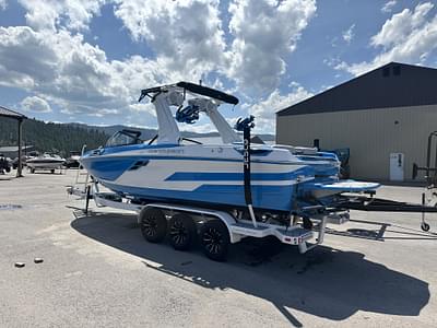 BOATZON | 2025 Centurion RI245