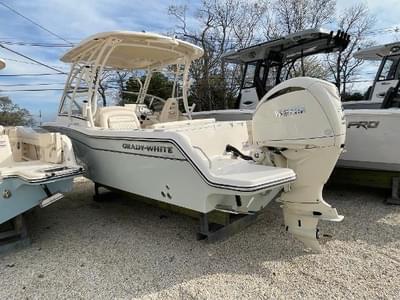 BOATZON | 2025 GradyWhite Freedom 235