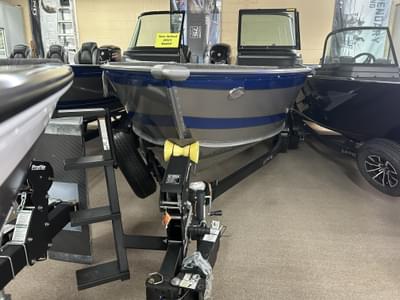 BOATZON | 2025 Lund 1875 Impact XS Sport BOATZON | 2025 Lund 1875 Impact XS Sport