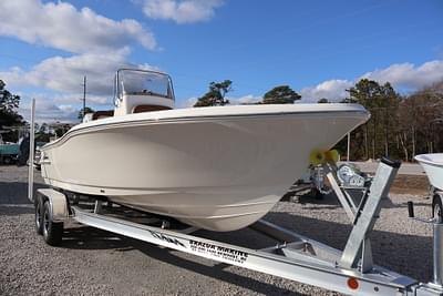 BOATZON | 2025 Pioneer Boats 220 BAY SPORT
