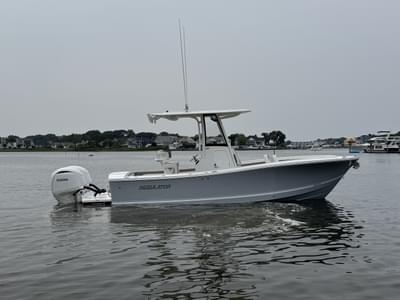 BOATZON | 2025 Regulator 23 BOATZON | 2025 Regulator 23