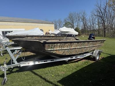 BOATZON | 2025 SeaArk 2072 FXFXT Standard