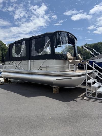BOATZON | 2025 Sylvan Mirage 8524 Resorter