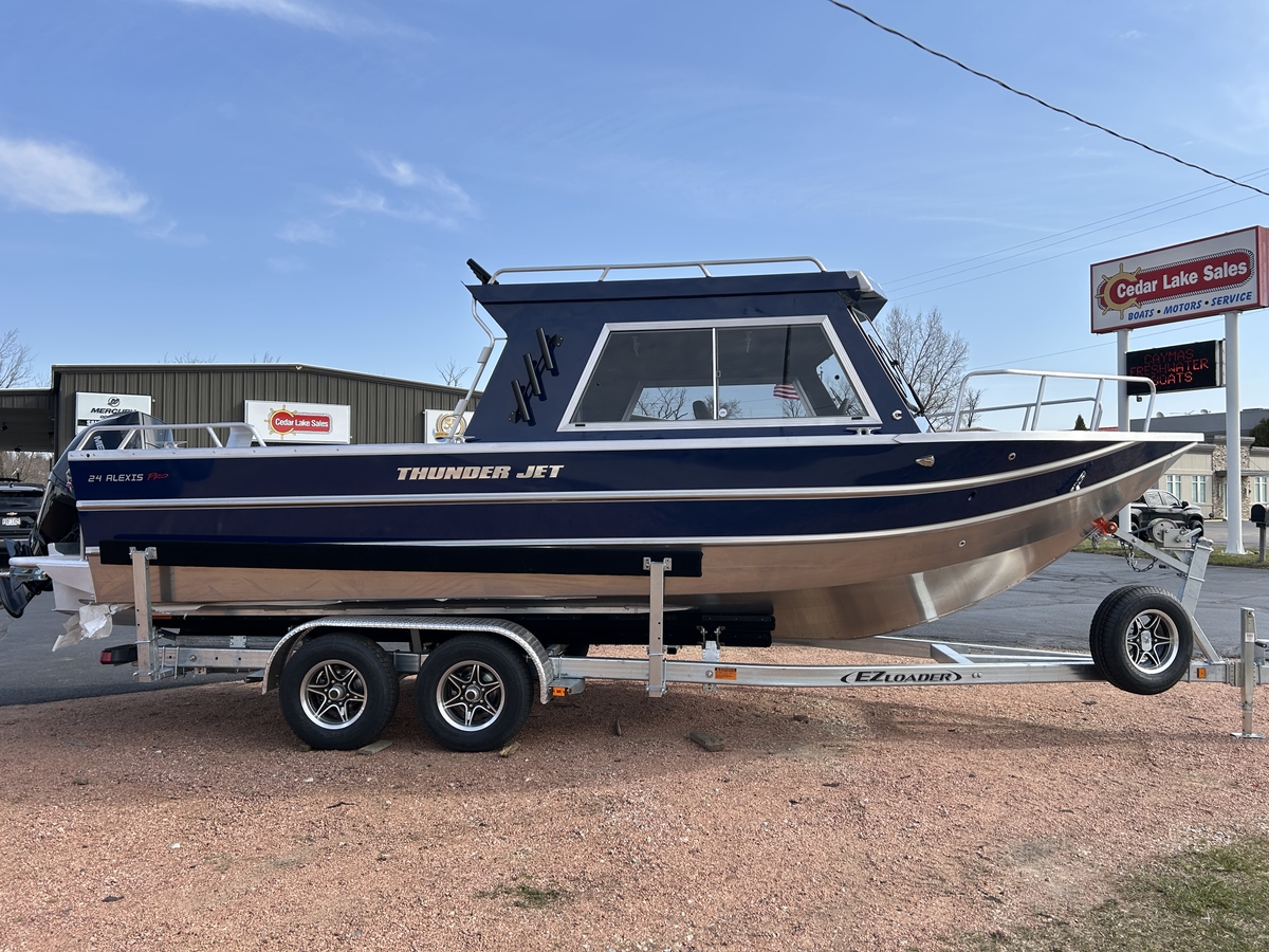 2025 Thunder Jet Thunder Jet 24 ALEXIS PRO 2025 - Sold Boat