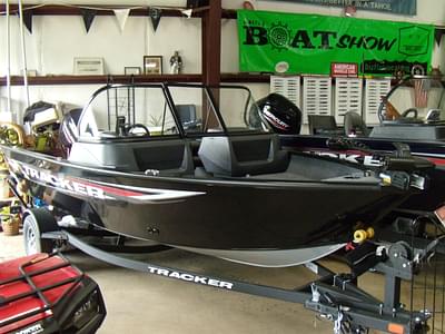 BOATZON | 2025 Tracker Boats Pro Guide V16 WT BOATZON | 2025 Tracker Boats Pro Guide V16 WT