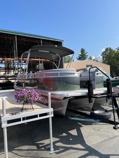 BOATZON | 2026 Avalon Venture 85 Quad Lounger BOATZON | 2026 Avalon Venture 85 Quad Lounger
