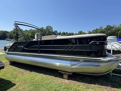 BOATZON | 2026 Bentley Pontoons Elite 223 Swingback