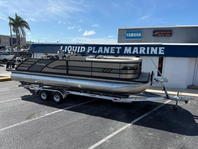 BOATZON | 2026 Bentley Pontoons Elite 253 Swingback