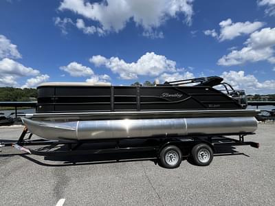 BOATZON | 2026 Bentley Pontoons Legacy 223 Swingback 34 Tube BOATZON | 2026 Bentley Pontoons Legacy 223 Swingback 34 Tube