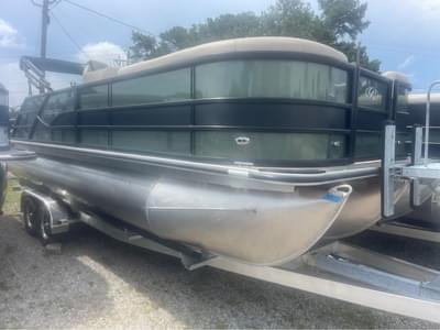 BOATZON | 2026 Bentley Pontoons Legacy 223 Swingback