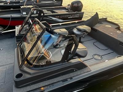 BOATZON | 2026 Crestliner 2050 Fish Hawk