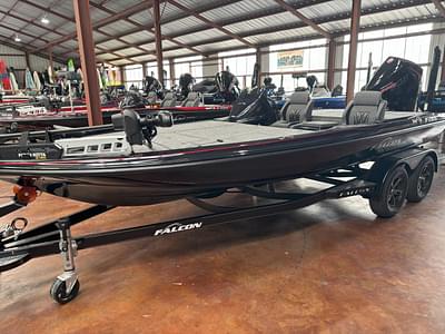 BOATZON | 2026 Falcon F205