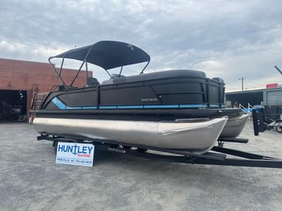 BOATZON | 2026 Godfrey Sweetwater 2286 SFL Yamaha 250 SHO BOATZON | 2026 Godfrey Sweetwater 2286 SFL Yamaha 250 SHO