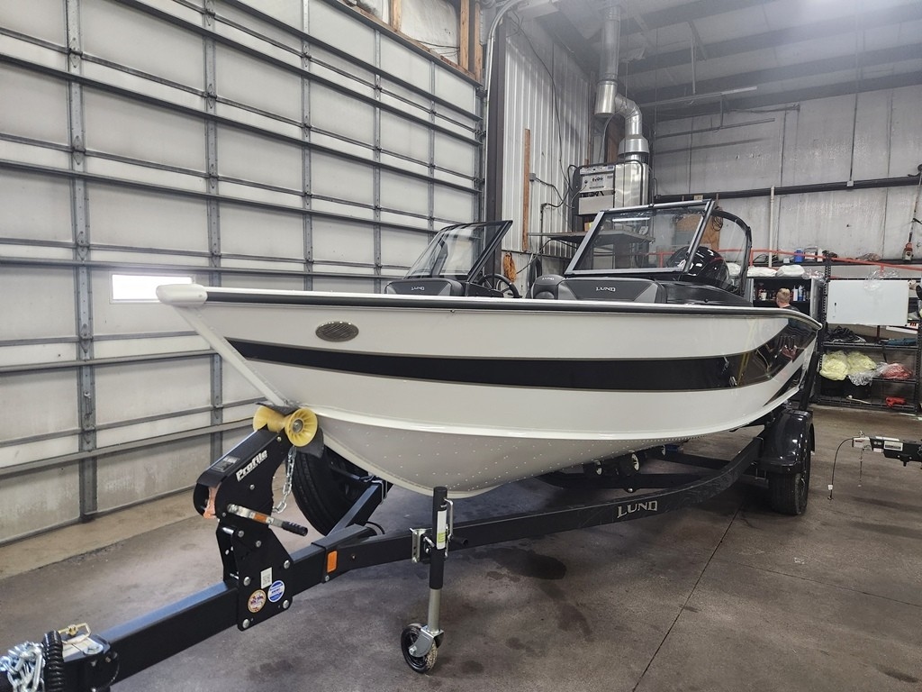 2026 Lund Lund 1875 Crossover XS 2026 - Sold Boat