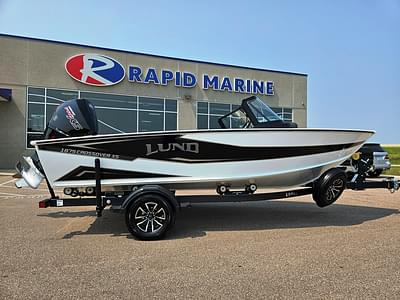BOATZON | 2026 Lund 1875 Crossover XS