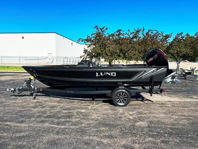 BOATZON | 2026 Lund 1875 Impact XS Side Console BOATZON | 2026 Lund 1875 Impact XS Side Console