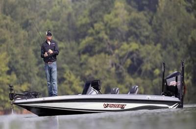 BOATZON | 2026 Phoenix Boats 21 XE