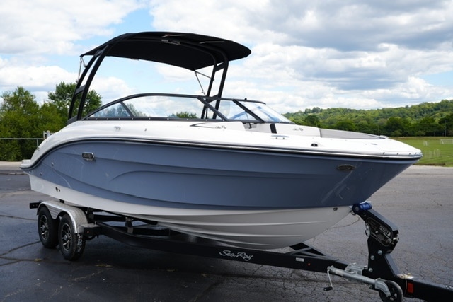 2026 Sea Ray Sea Ray In Stock Now SPX 210 2026 - Sold Boat