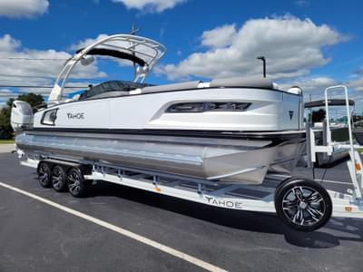 BOATZON | 2026 Tahoe Pontoons 2785 Grand Tahoe LTD Twin Quad Lounger Shift Windshield 27 WG BOATZON | 2026 Tahoe Pontoons 2785 Grand Tahoe LTD Twin Quad Lounger Shift Windshield 27 WG