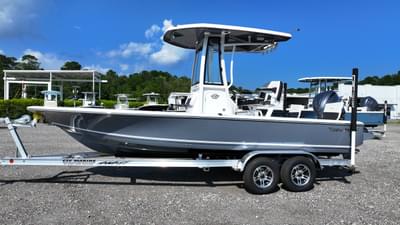 BOATZON | 2026 Tidewater Boats Bay Max 2110