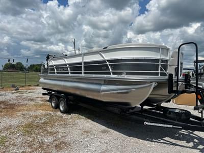 BOATZON | 2026 Trifecta LE Series 22RF LE