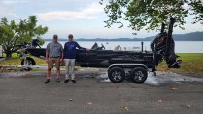 BOATZON | 2026 Xpress X19 Pro Bass w Yamaha Vmax 200 SHO On order ETA February
