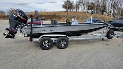BOATZON | 2026 Xpress X19 Pro w Yamaha Vmax 200 SHO On order ETA November