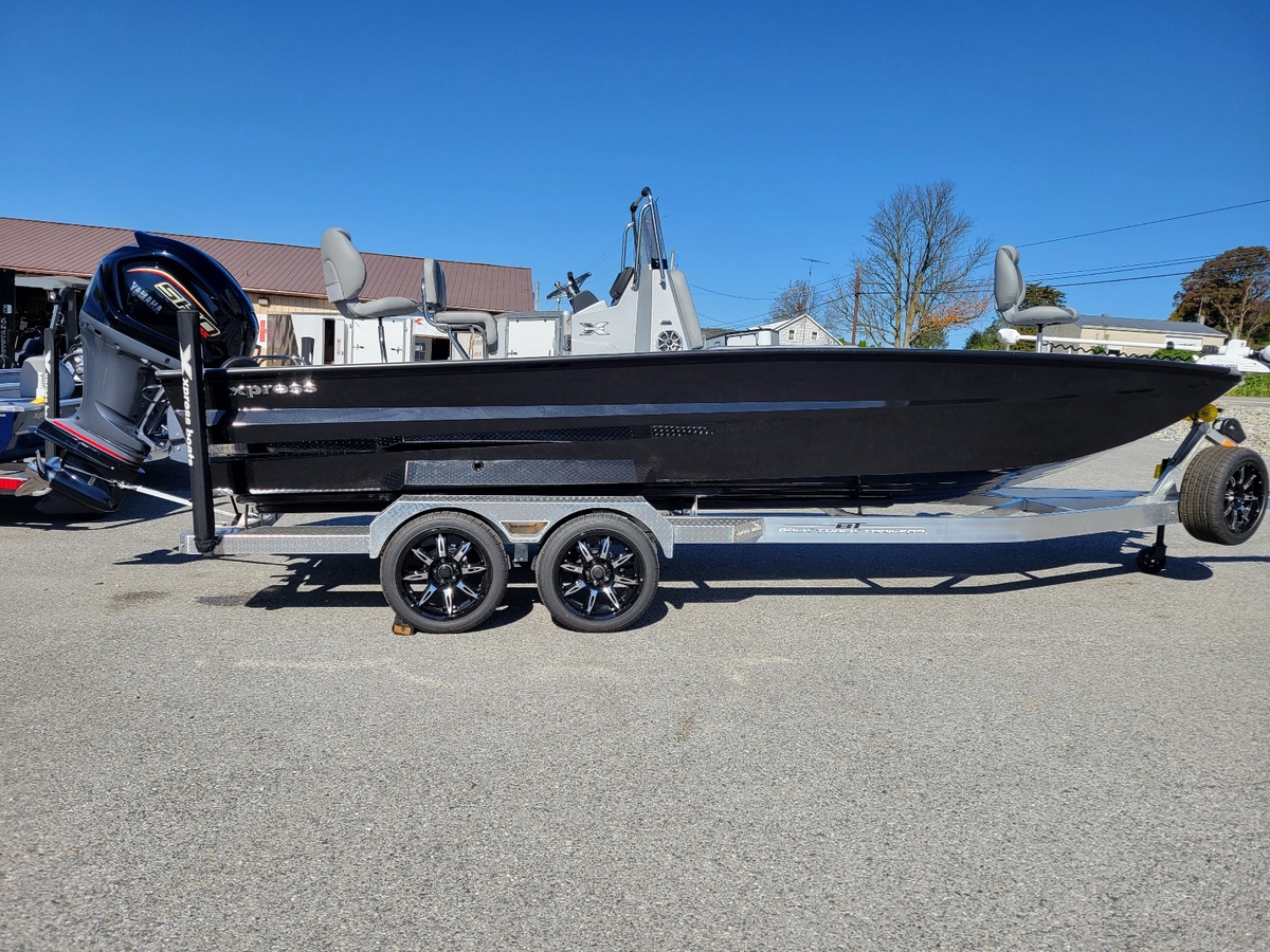 2026 Xpress Xpress X23 Bay Lounge w Yamaha Vmax 250 SHO On order ETA May 2026 - Sold Boat