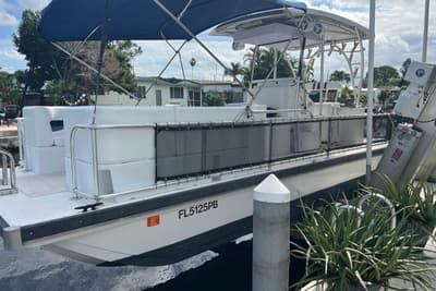 BOATZON | A&M Manufacturing Triton Pontoon 2010