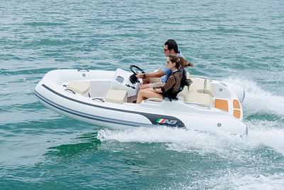 BOATZON | AB Inflatables ABJET 350XP 2025