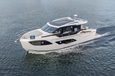 BOATZON | Absolute 48 Coupe 2026