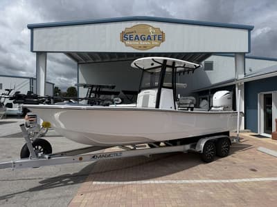 BOATZON | Action Craft 24 Bay 2026