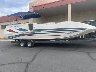 BOATZON | Advantage Boats 28 Party Cat 2001