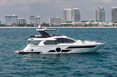 BOATZON | Aicon 66 Vivere 2023