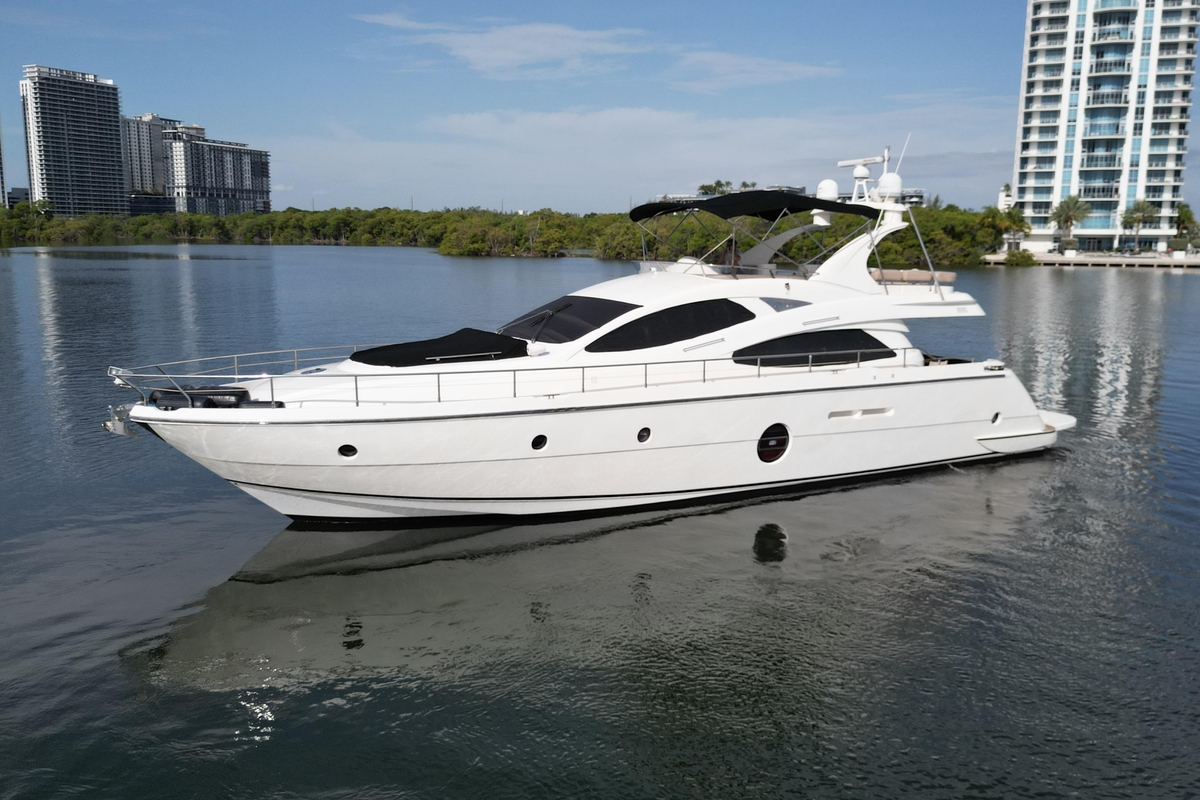 2006 Aicon Flybridge - Sold Boat