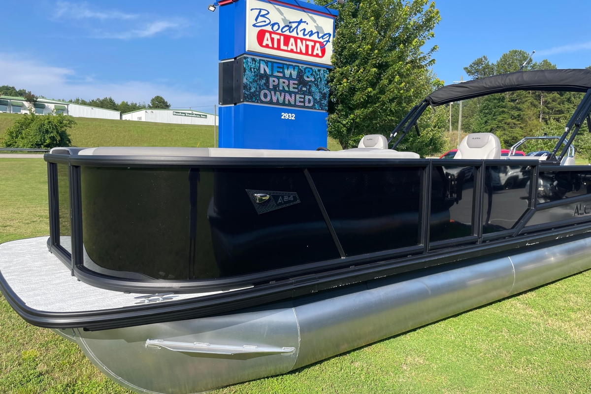 2027 Alera A24L - Sold Boat