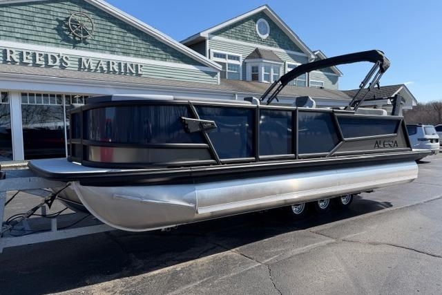 2026 Alera M 23Q - Sold Boat