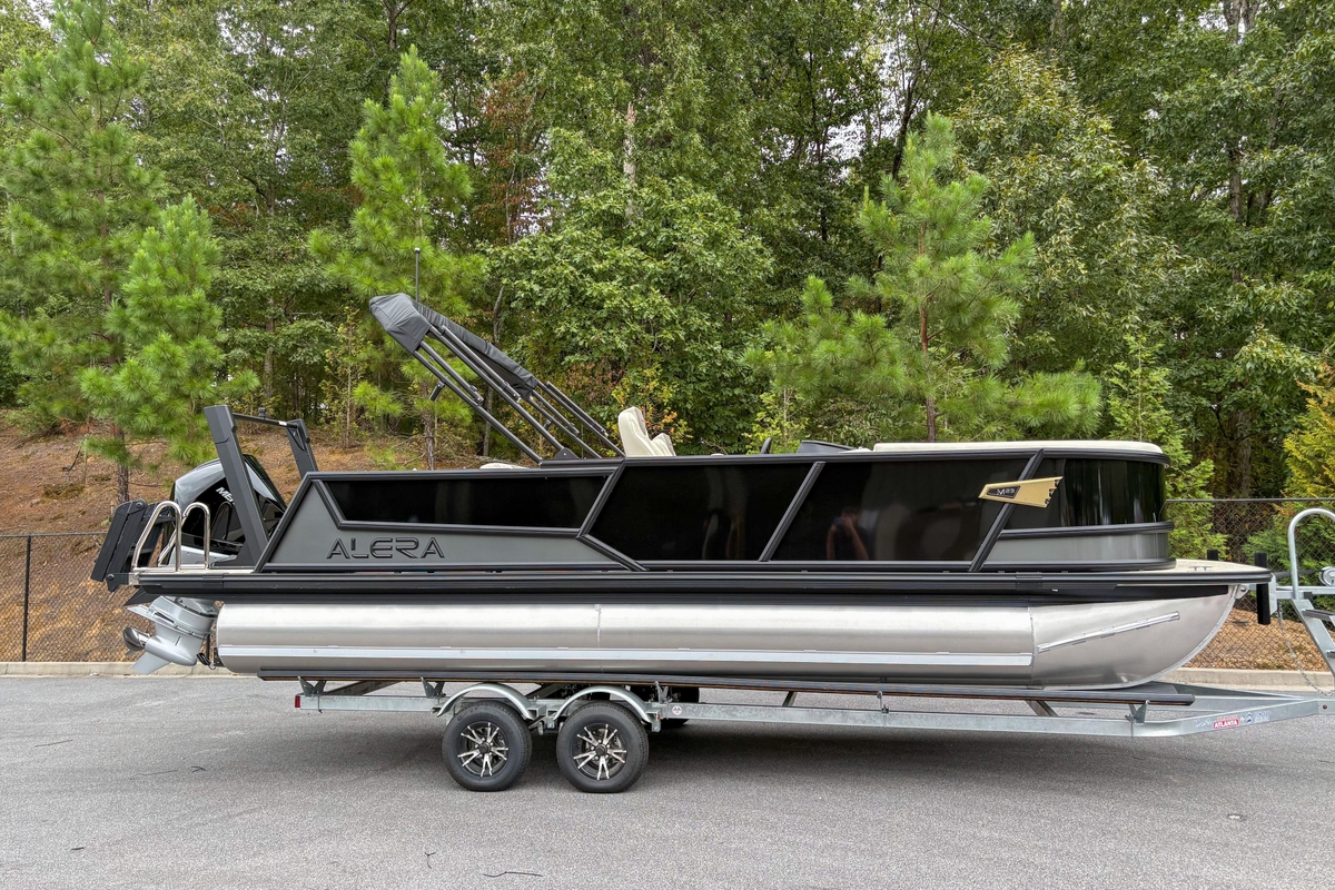 2026 Alera M23L - Sold Boat