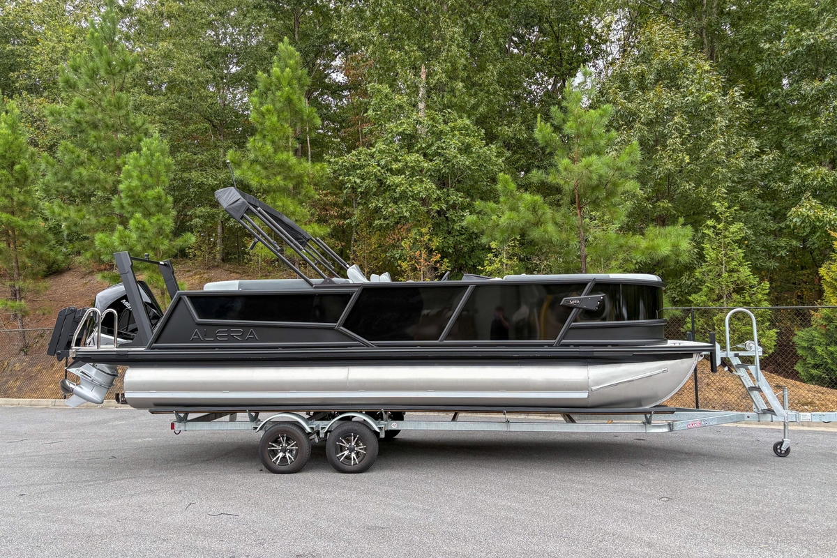 2026 Alera M23Q - Sold Boat