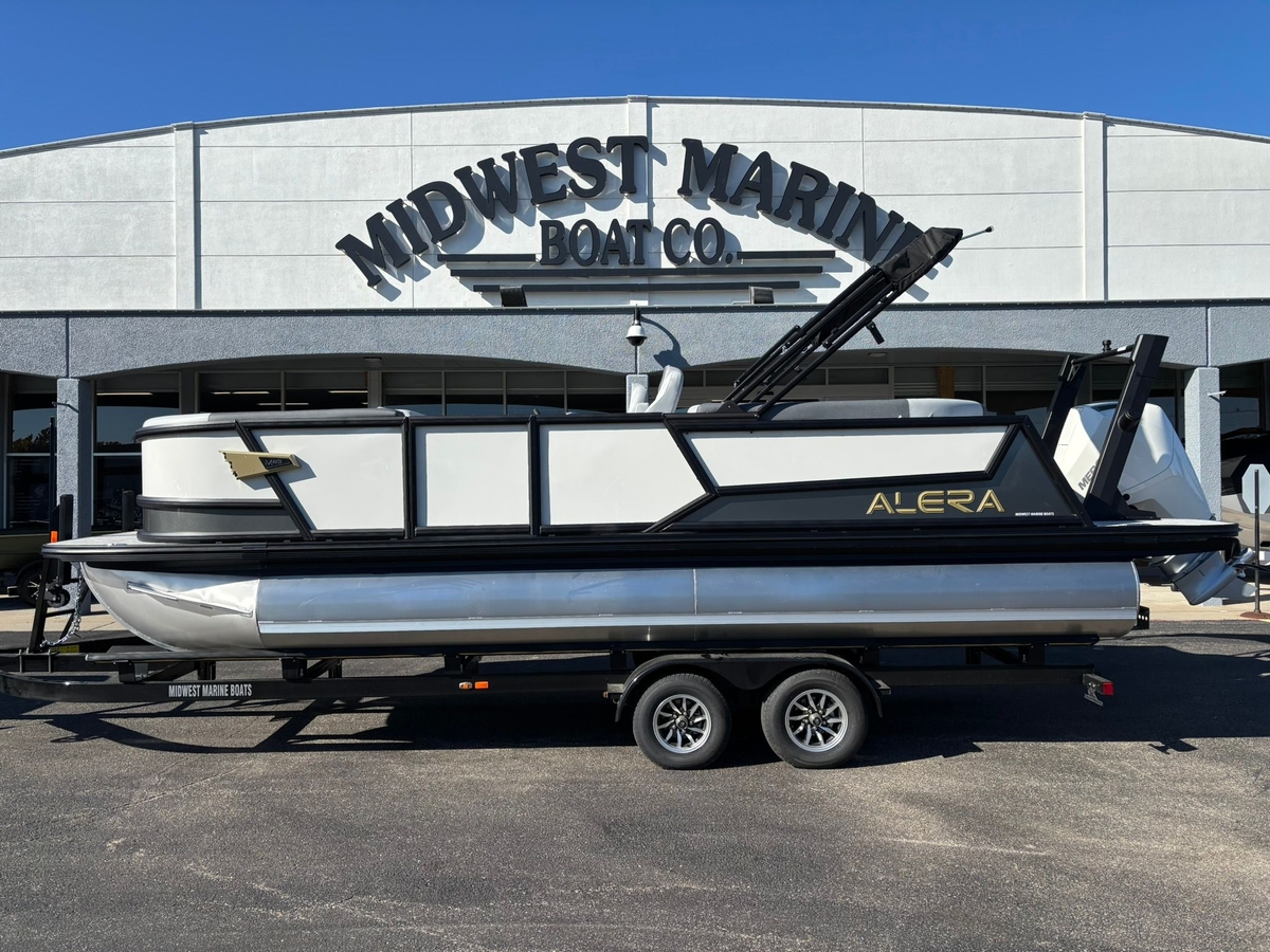 2026 Alera M23Q - Sold Boat