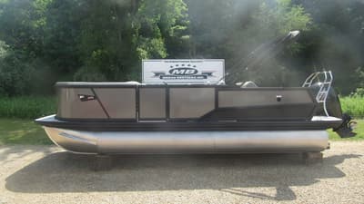 BOATZON | Alera Marine Model A 22L 2026