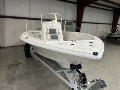 BOATZON | ALK2 Powerboats 22 CRS 2027